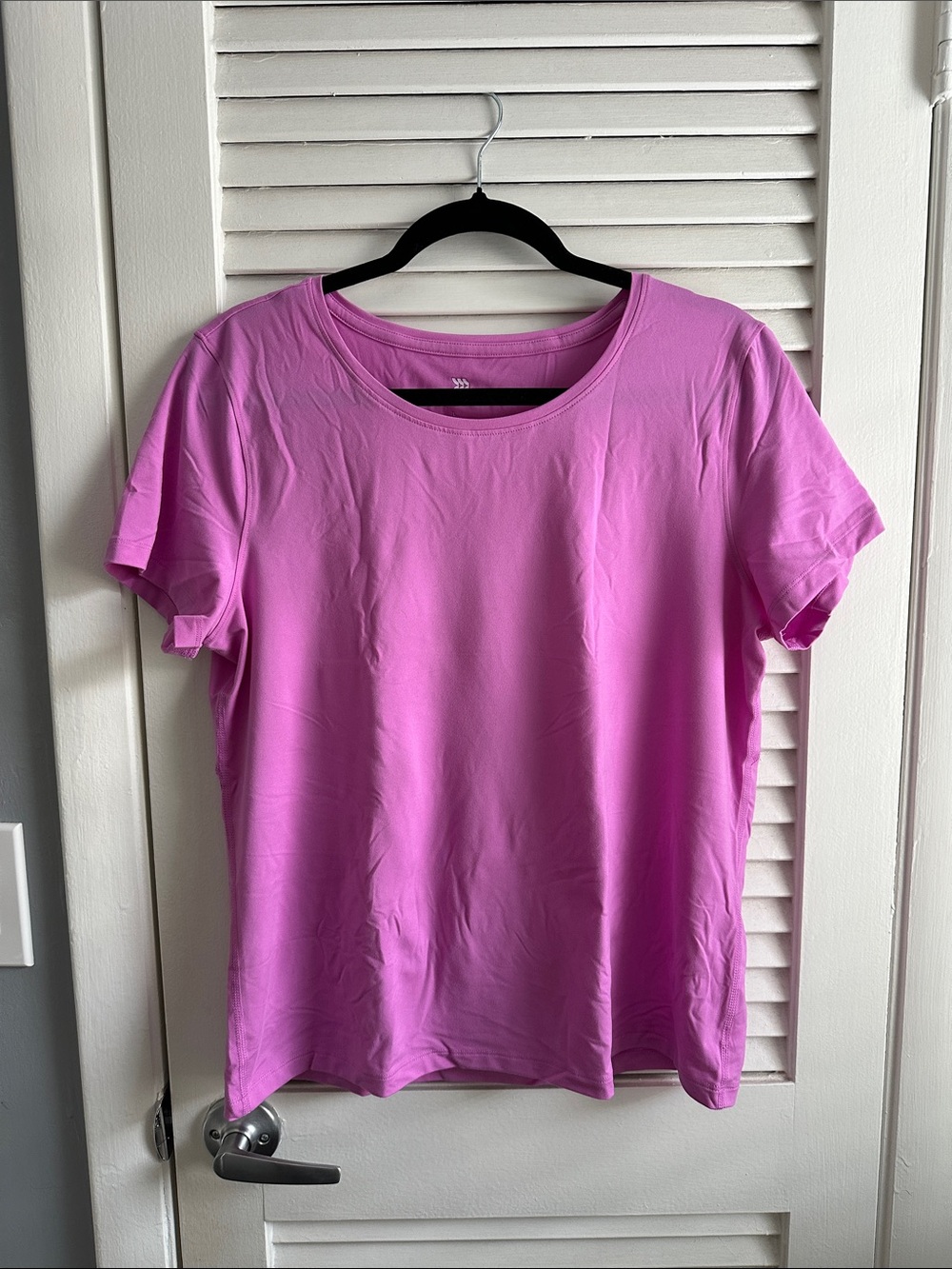 All in motion tee Large NWOT purple pink